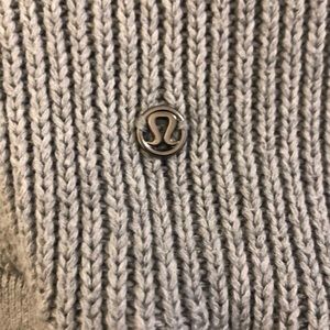 lululemon athletica Sweaters - Lululemon gray LS sweater, sz 6, 70660 lululemon athletica Sweaters - Lululemon gray LS sweater, sz 6, 70660